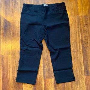 Reduced shipping ✨ stretchy black crop work pants